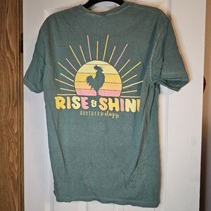Southern Southernology Retro Rise and Shine Rooster Green Medium Tee